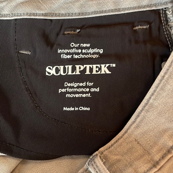 ATHLETA NWOT SCULPTEK SKINNY CROP JEAN GRANITE WASH, SZ 8 RUNS SMALL TO SZ 6 - Picture 7 of 7